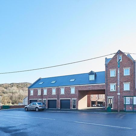 Beach Walk Apt 9 Skinningrove Екстер'єр фото